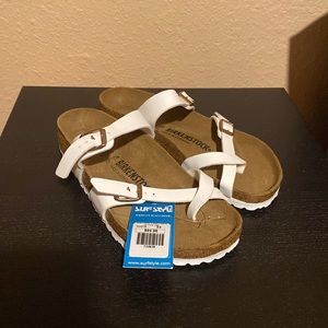 Women’s Birkenstock mayari sandals size 7 new